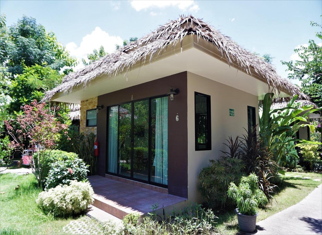 Papa's Home And Rabbit Café Ban Mai  Exterior foto